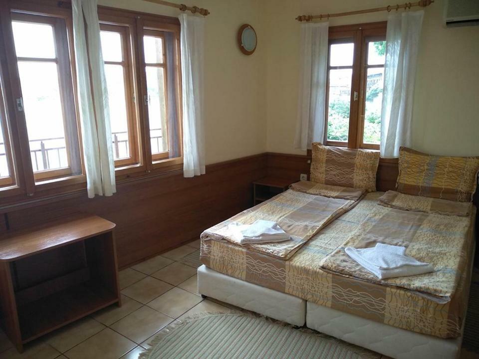 Guestrooms Durna Sozopol Bagian luar foto